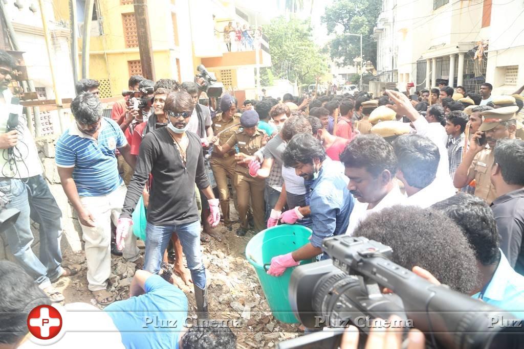 Nadigar Sangam Cleans Chennai Photos | Picture 1175493
