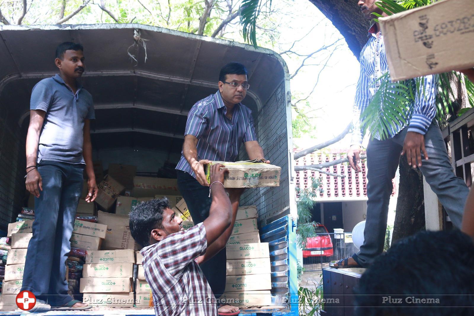 Maniratnam and Suhasini Maniratnam Naam Foundation Distribution of Flood Relief Materials Stills | Picture 1175869