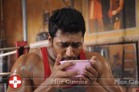 Jayam Ravi - Bhooloham Movie New Stills | Picture 1186407