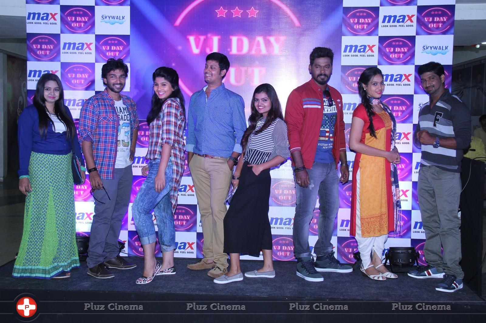 City VJs Launched MAX New Winter 2015 Collection at Ampa Sky Walk Stills | Picture 1188080