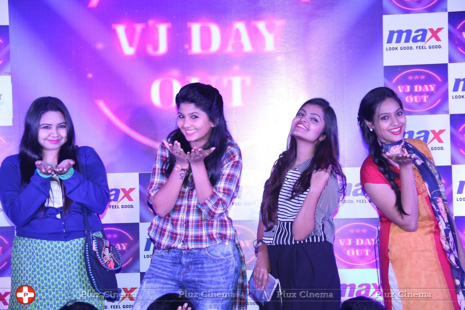City VJs Launched MAX New Winter 2015 Collection at Ampa Sky Walk Stills | Picture 1188083
