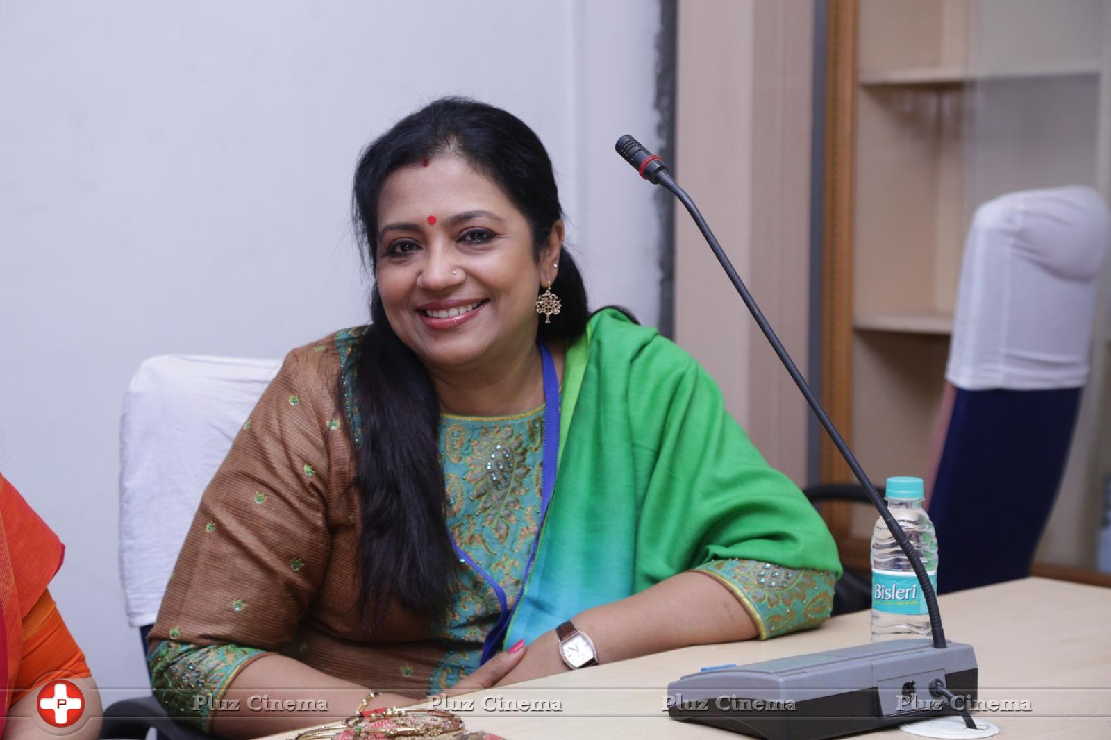 Poornima Bhagyaraj - 13th Chennai International Film Festival Press Meet Stills | Picture 1192681