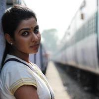Satna Titus - Pitchaikkaran Movie New Photos | Picture 1193373