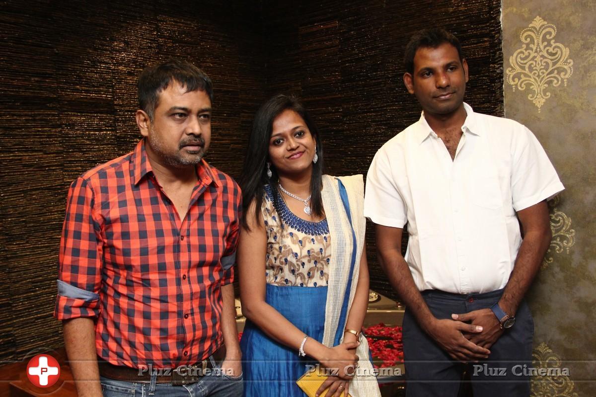 Director Lingusamy Inaugurates Brand New Essensuals at Thiruvanmiyur Photos | Picture 959329