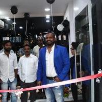 Director Lingusamy Inaugurates Brand New Essensuals at Thiruvanmiyur Photos | Picture 959336