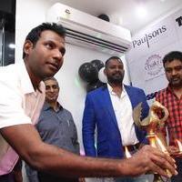 Director Lingusamy Inaugurates Brand New Essensuals at Thiruvanmiyur Photos | Picture 959364