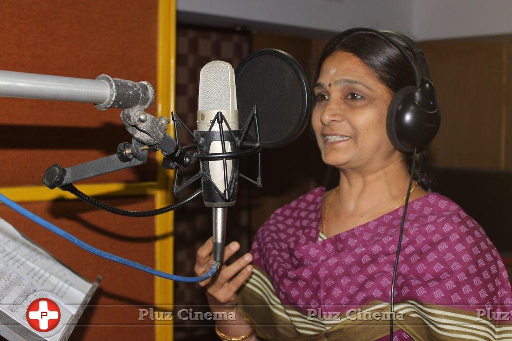 Nilavil Mazhai Movie Song Recording Stills | Picture 961760
