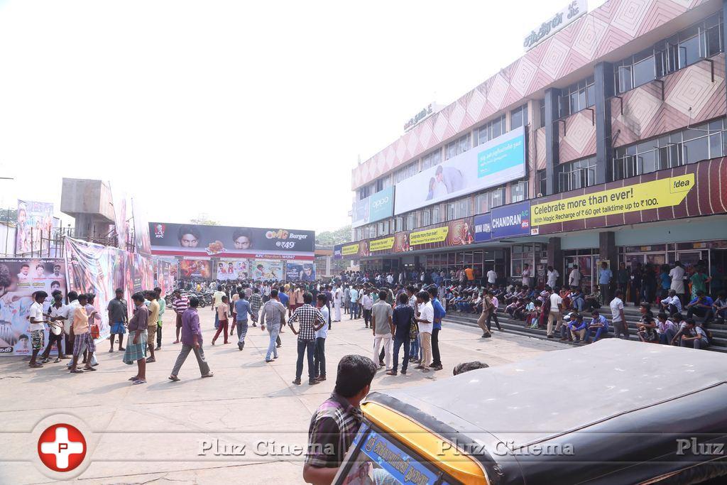 Dhanush Fans Celebrating Anegan Movie Release Photos | Picture 962336