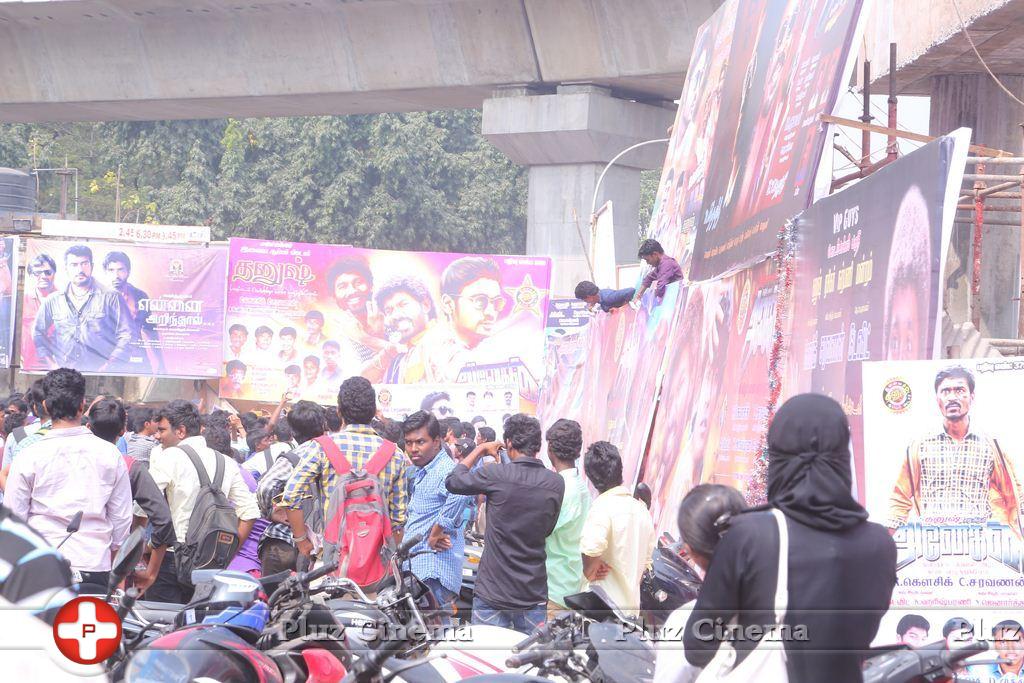 Dhanush Fans Celebrating Anegan Movie Release Photos | Picture 962357