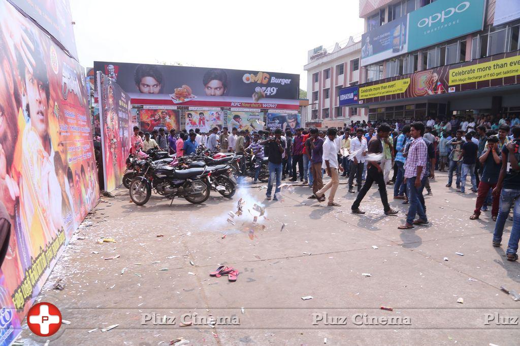 Dhanush Fans Celebrating Anegan Movie Release Photos | Picture 962378