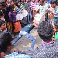 Dhanush Fans Celebrating Anegan Movie Release Photos | Picture 962363