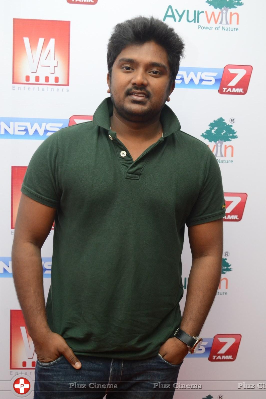 Bala Saravanan - V4 Entertainers Film Awards 2014 Photos | Picture 923979