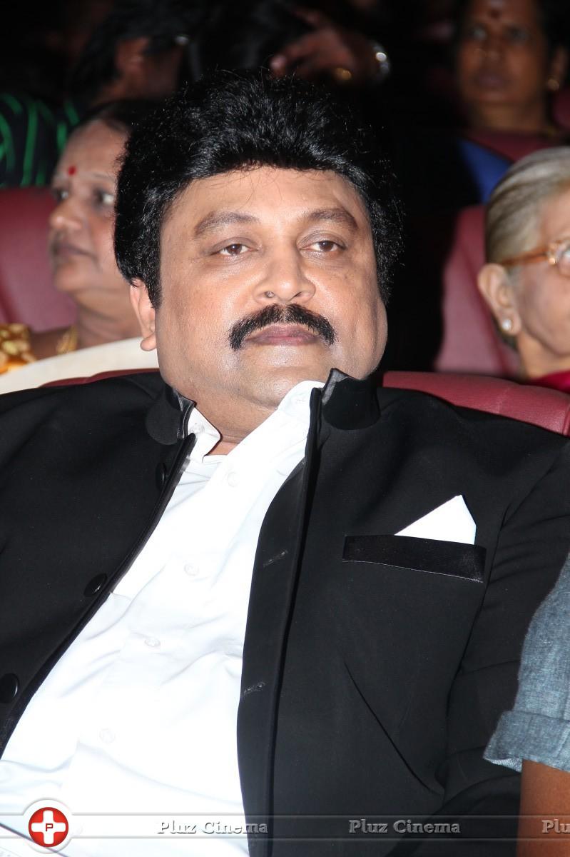 Prabhu - V4 Entertainers Film Awards 2014 Photos | Picture 924658