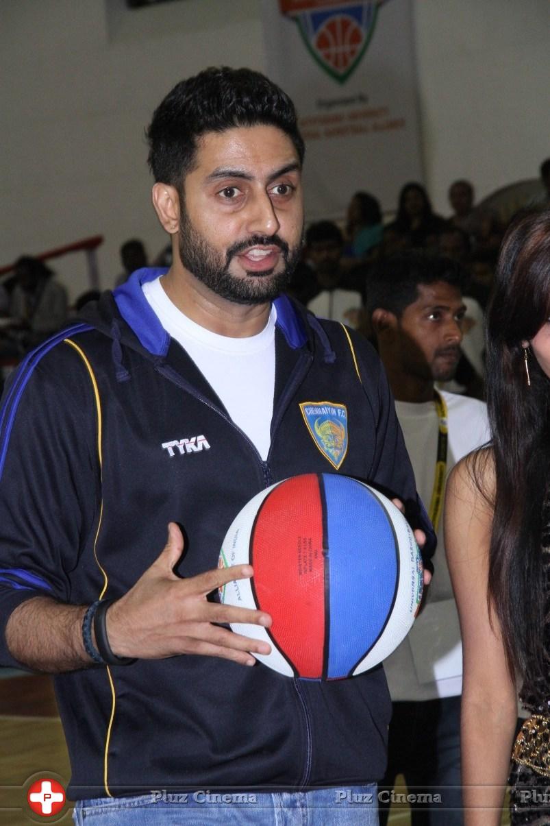 Abhishek Bachchan - Abhishek Bachchan at All India Inter University Basketball Tournament Photos | Picture 940351