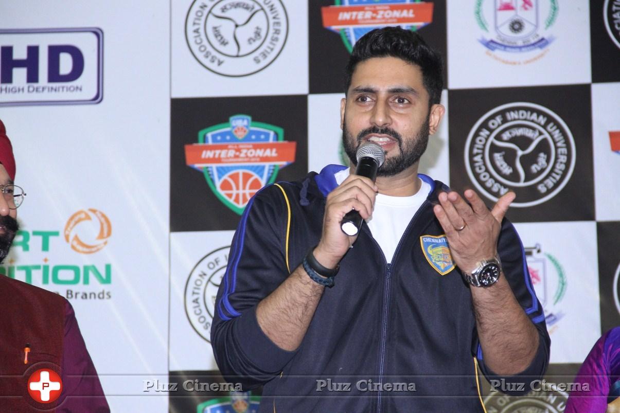 Abhishek Bachchan - Abhishek Bachchan at All India Inter University Basketball Tournament Photos | Picture 940381