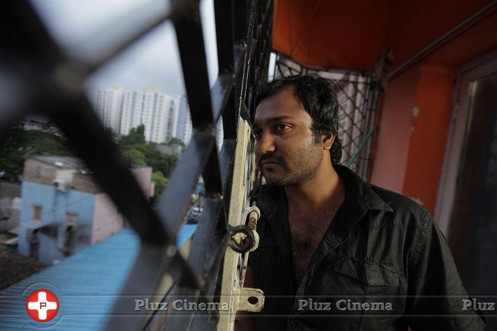 Bobby Simha - Chennai Ungalai Anbudan Varaverkiradhu Movie Stills | Picture 947614