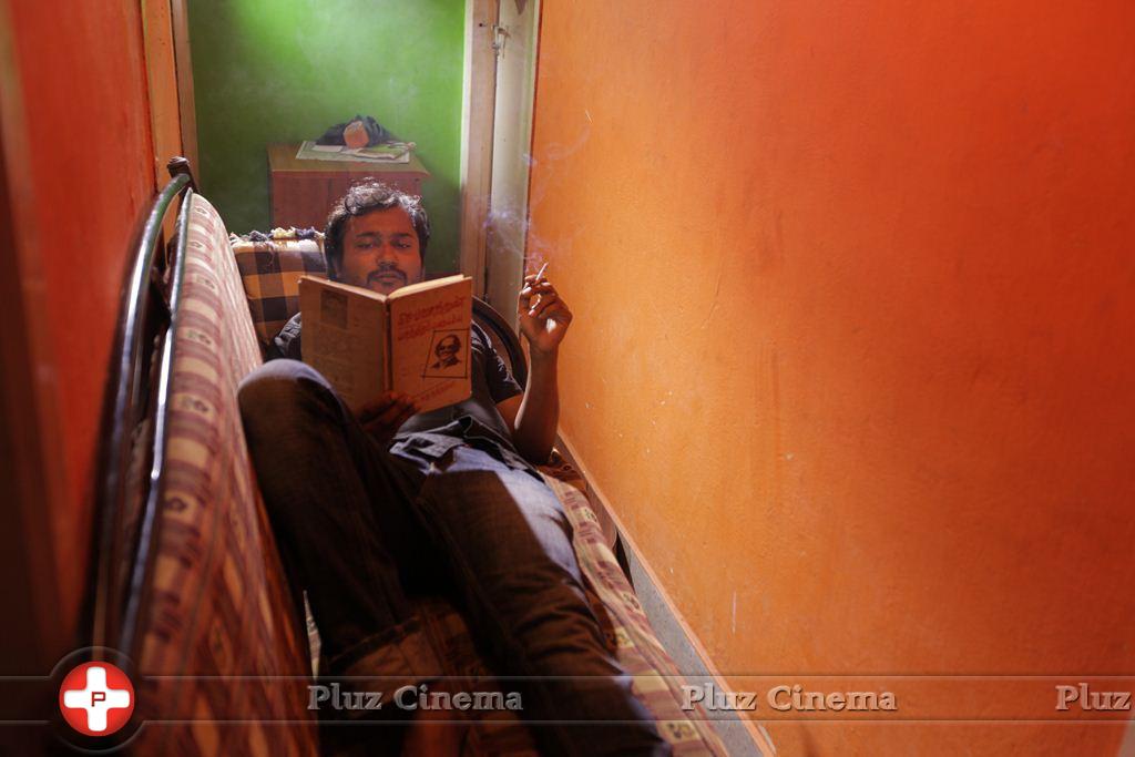 Bobby Simha - Chennai Ungalai Anbudan Varaverkiradhu Movie Stills | Picture 947616