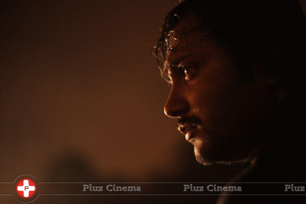 Bobby Simha - Chennai Ungalai Anbudan Varaverkiradhu Movie Stills | Picture 947627