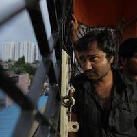 Bobby Simha - Chennai Ungalai Anbudan Varaverkiradhu Movie Stills | Picture 947615