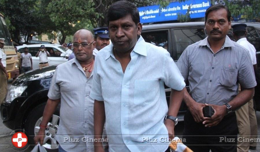 Vadivelu - MS Viswanathan Funeral Photos | Picture 1063662