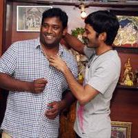 Dhanush Gifted Gold Chain For Maari Team Stills | Picture 1071885