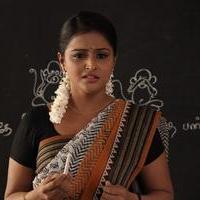 Remya Nambeesan - Naalu Polisum Nallairuntha Oorum Movie New Stills | Picture 1074835
