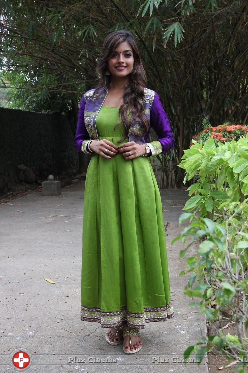 Ashna Zaveri - Inimey Ippadithaan Movie Press Meet Stills | Picture 1040377