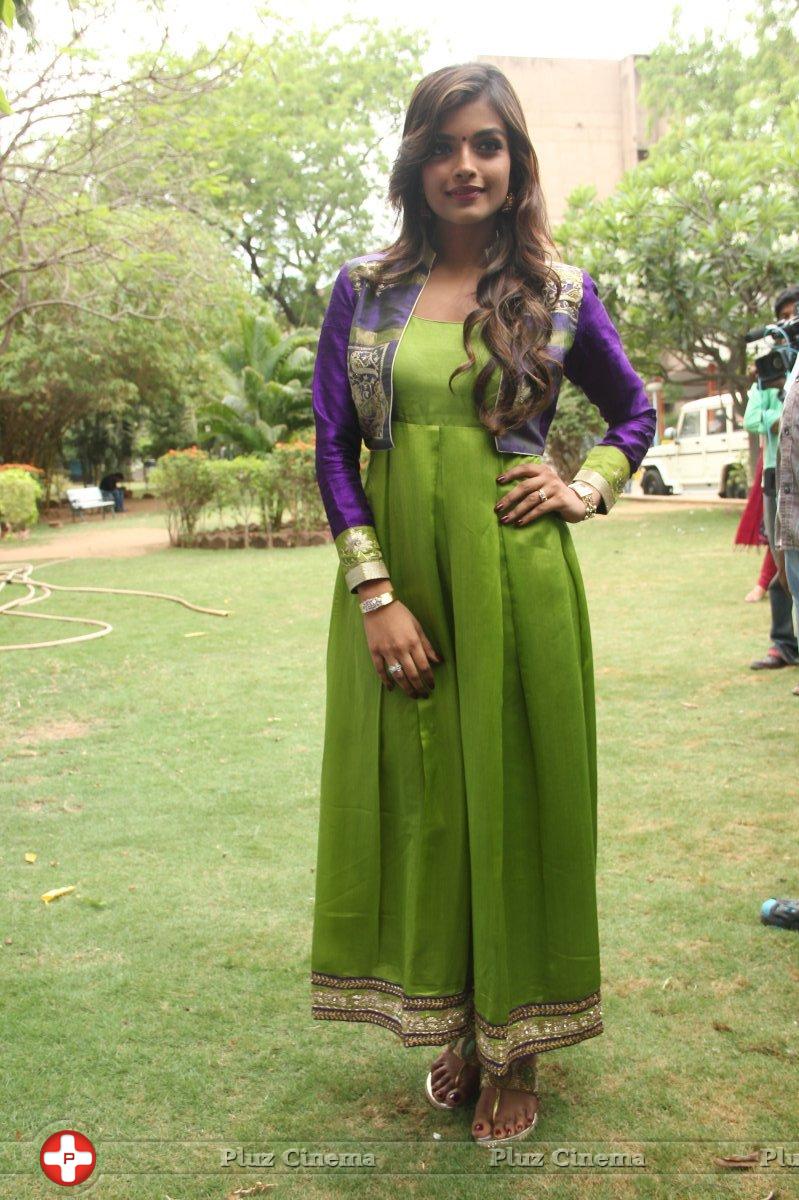 Ashna Zaveri - Inimey Ippadithaan Movie Press Meet Stills | Picture 1040394