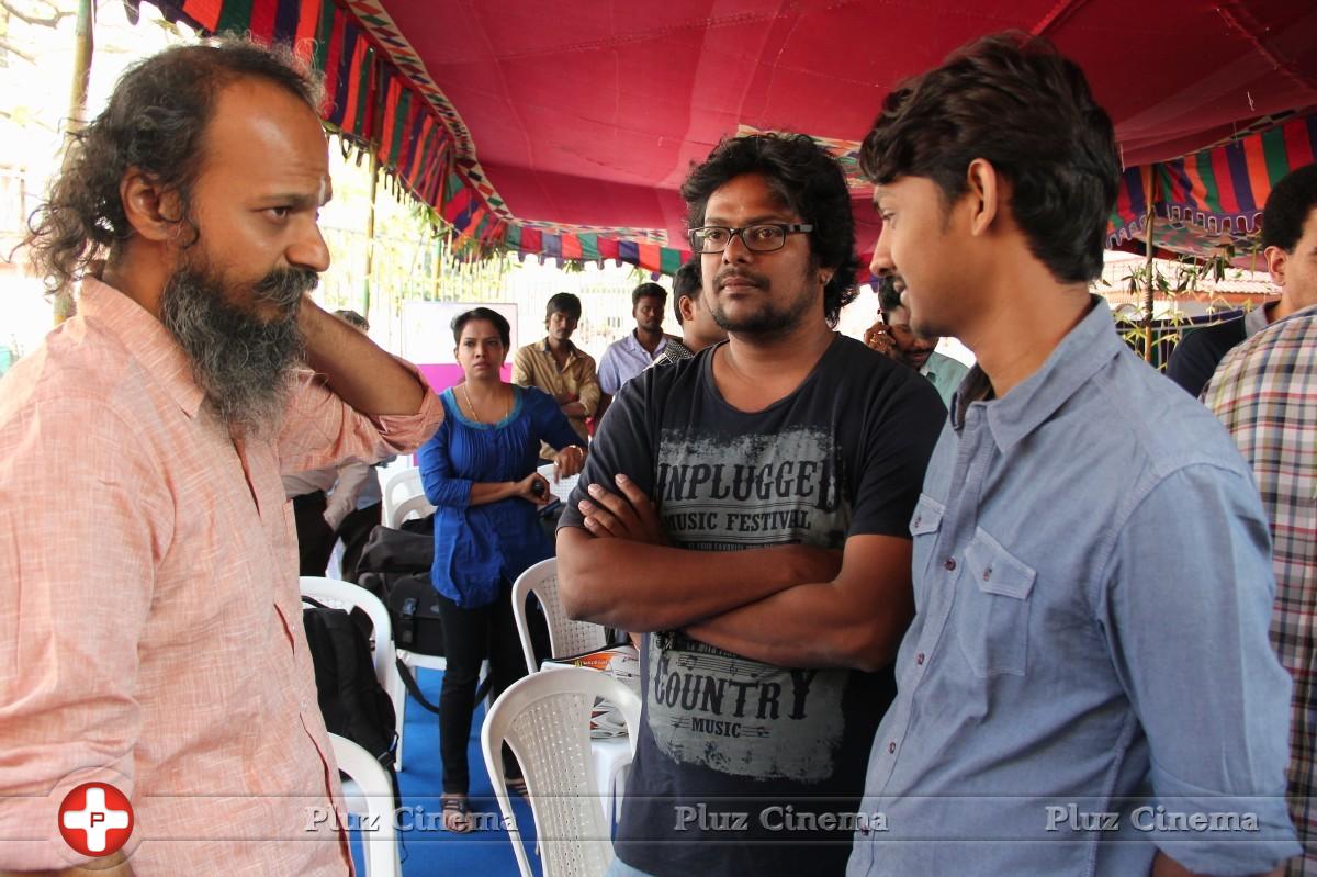 Inji Idupazhagi Movie Pooja Stills | Picture 994915