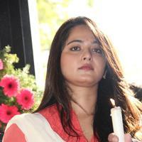 Anushka Shetty - Inji Idupazhagi Movie Pooja Stills | Picture 994924