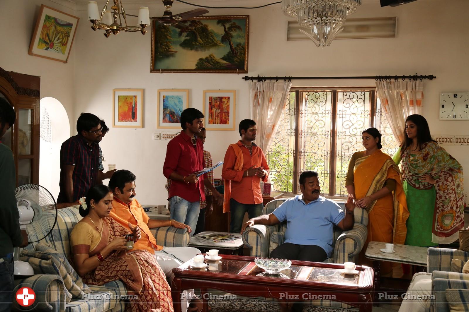 Innimey Ippadithaan Movie Working Stills | Picture 1030241