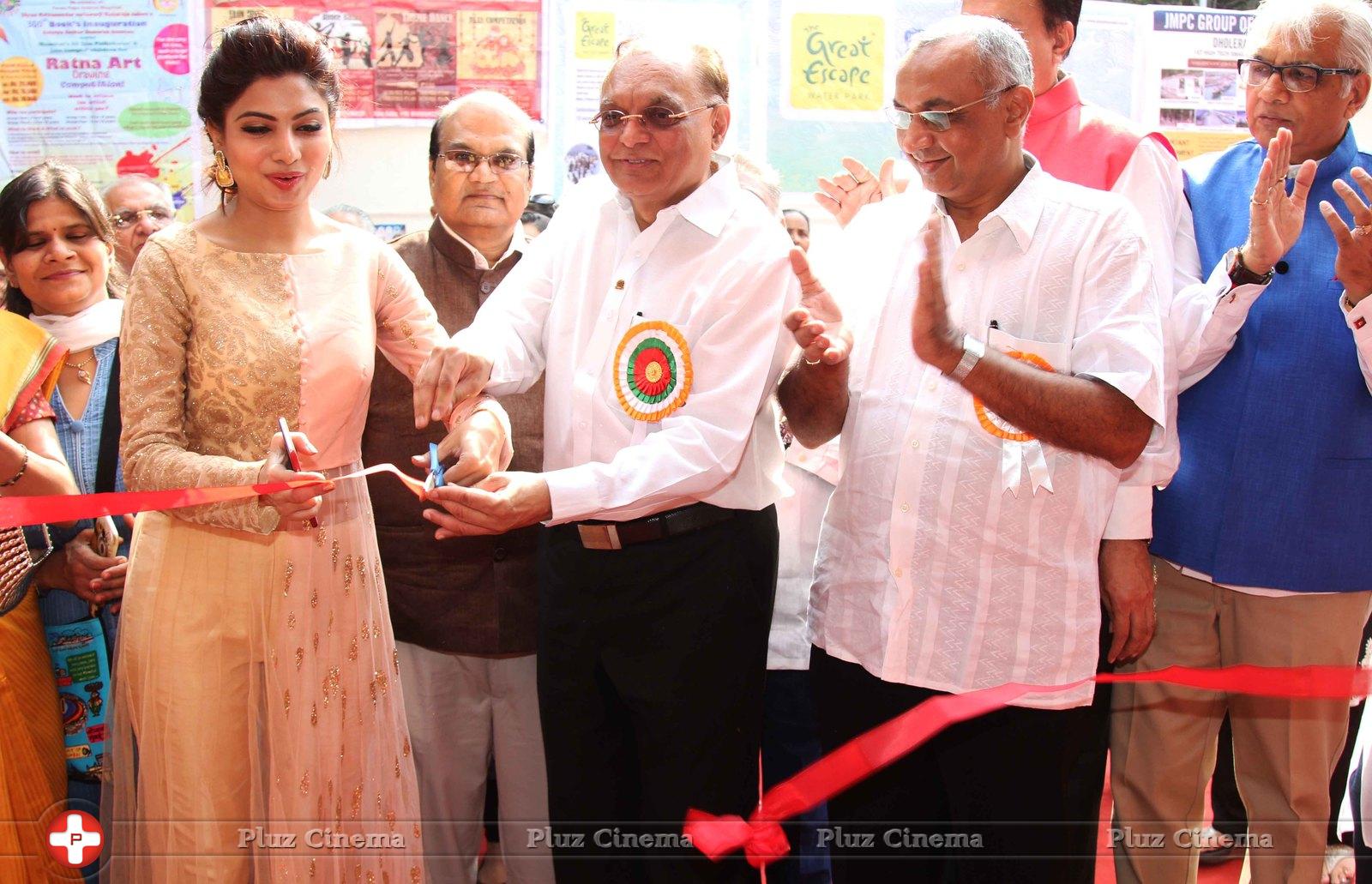 Avani Modi Inaugurates JJC Utsav Trade and Fun Fair 2015 Photos | Picture 1151174