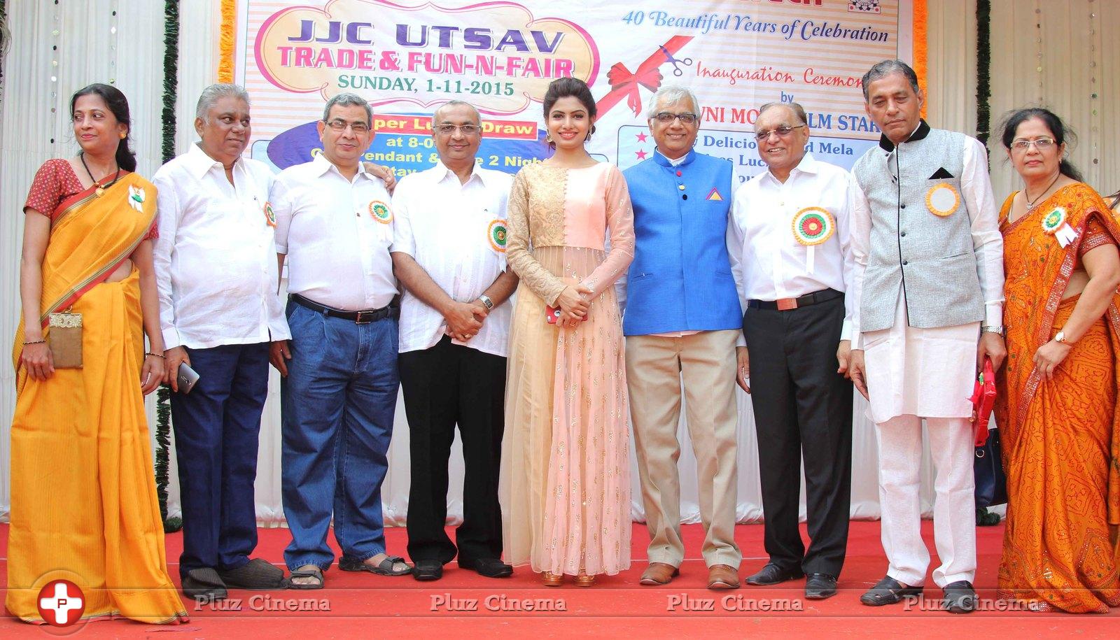 Avani Modi Inaugurates JJC Utsav Trade and Fun Fair 2015 Photos | Picture 1151179