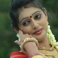 Puthusa Naan Poranthen Movie Stills | Picture 1152390