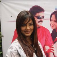 Neetu Chandra - Vaigai Express Movie Press Meet Photos | Picture 1155584