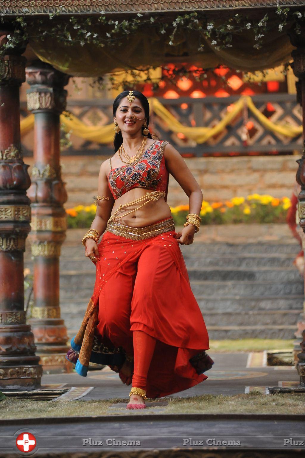 Anushka Shetty - Rudrama Devi Movie Photos | Picture 1130391