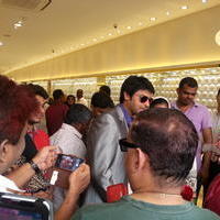 Srikanth Launches Aladdin Jewellery Shop At Singapore Stills | Picture 1139394