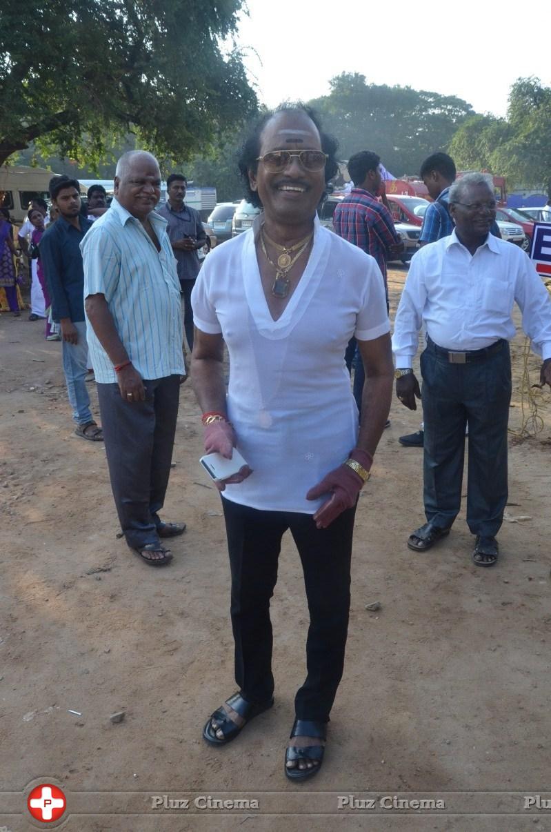 Karthi and Sivakarthikeyan Votes for Nadigar Sangam Elections 2015 Photos | Picture 1140130