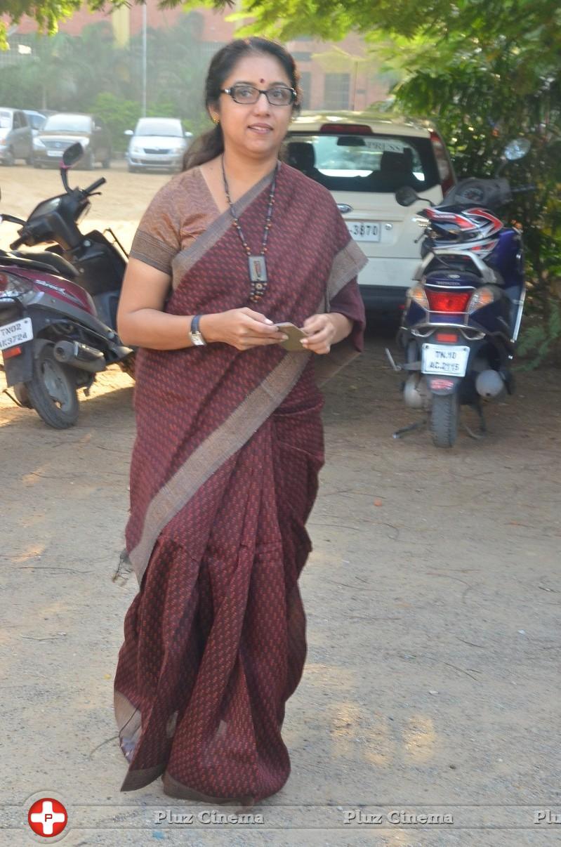 Revathi - Karthi and Sivakarthikeyan Votes for Nadigar Sangam Elections 2015 Photos | Picture 1140132