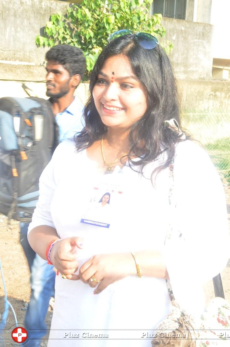 Karthi and Sivakarthikeyan Votes for Nadigar Sangam Elections 2015 Photos | Picture 1140211
