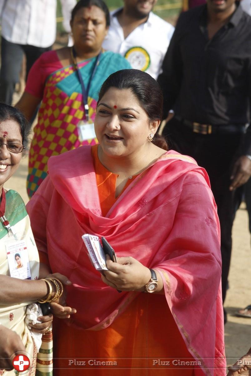 Kushboo Sundar - Sathyaraj and Kushboo Votes for Nadigar Sangam Elections 2015 Photos | Picture 1140403