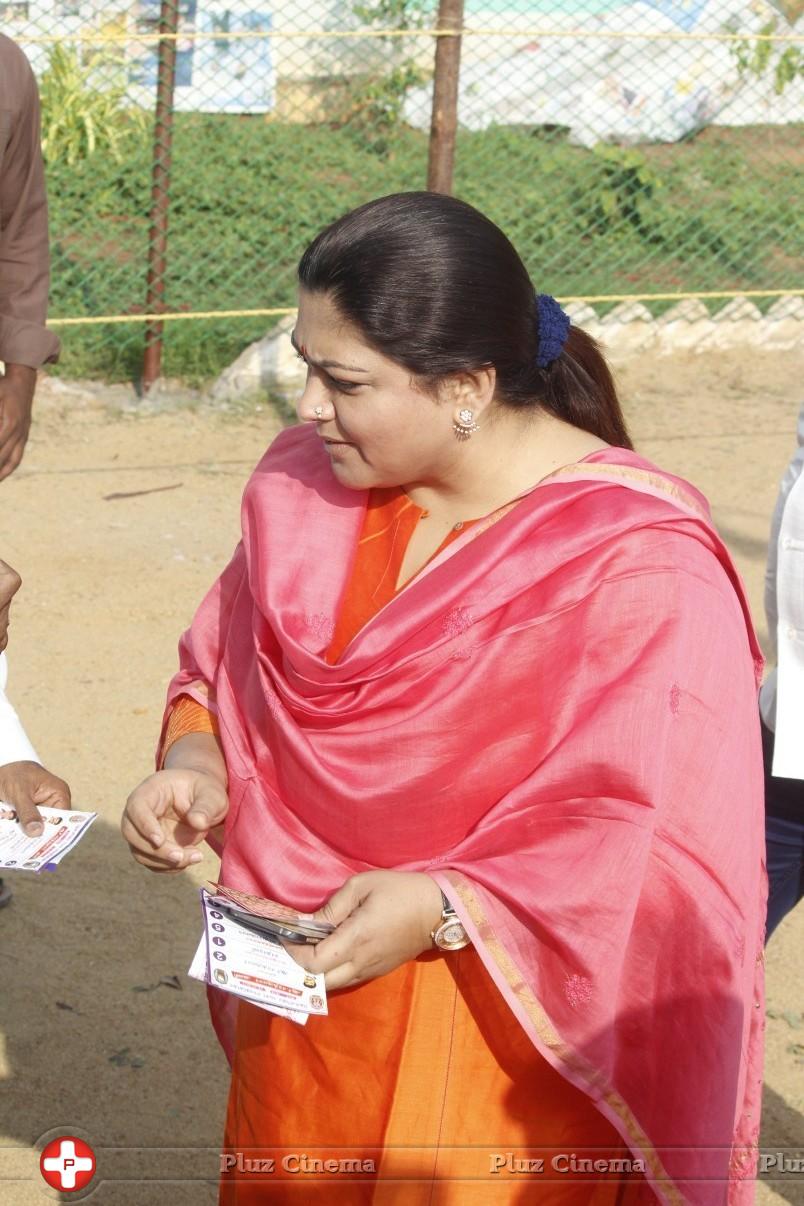 Kushboo Sundar - Sathyaraj and Kushboo Votes for Nadigar Sangam Elections 2015 Photos | Picture 1140416