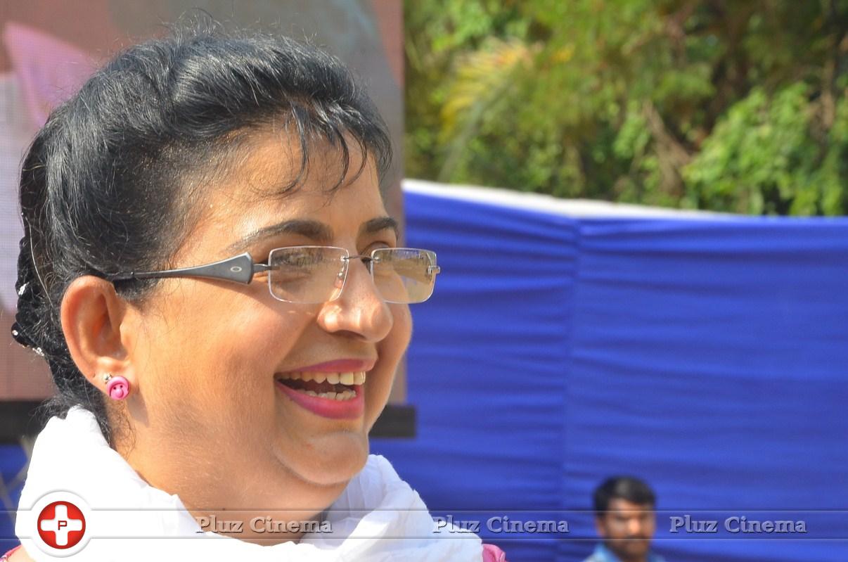Ambika - Sathyaraj and Kushboo Votes for Nadigar Sangam Elections 2015 Photos | Picture 1141122
