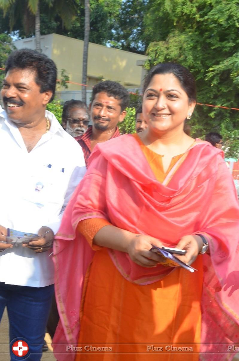 Sathyaraj and Kushboo Votes for Nadigar Sangam Elections 2015 Photos | Picture 1141202