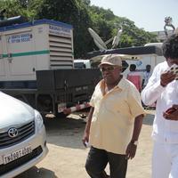 Senthil - Sathyaraj and Kushboo Votes for Nadigar Sangam Elections 2015 Photos | Picture 1141180
