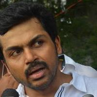 Karthi - Sathyaraj and Kushboo Votes for Nadigar Sangam Elections 2015 Photos | Picture 1141254