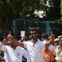 Vishal Krishna - Kamal Hassan and Gautami Votes for Nadigar Sangam Elections 2015 Photos