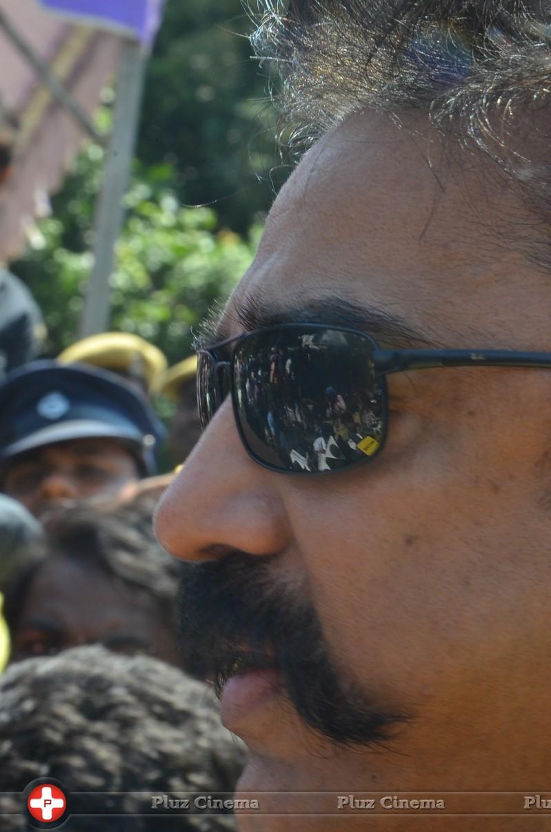 Kamal Haasan - Kamal Hassan and Gautami Votes for Nadigar Sangam Elections 2015 Photos | Picture 1141661