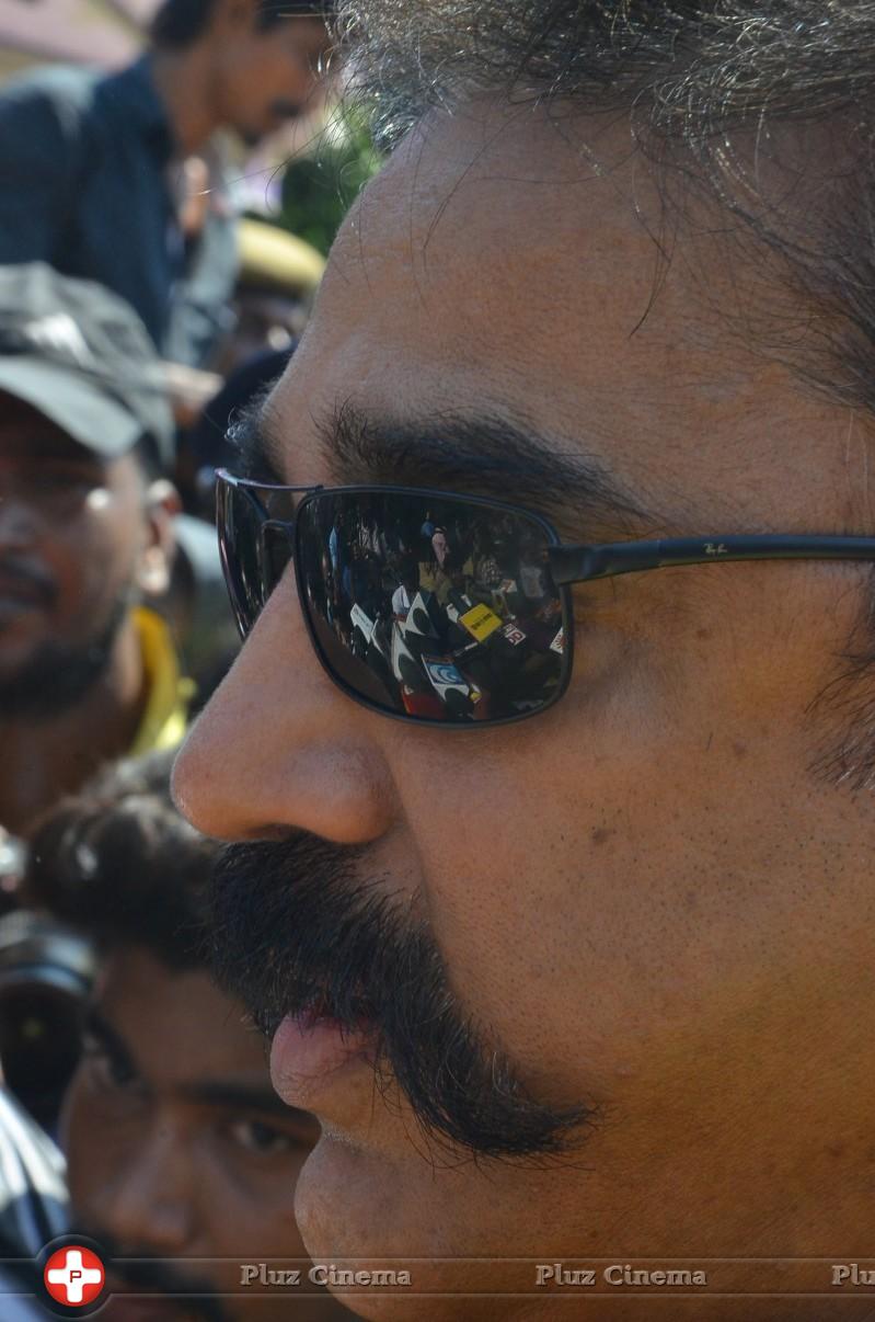 Kamal Hassan and Gautami Votes for Nadigar Sangam Elections 2015 Photos | Picture 1141672