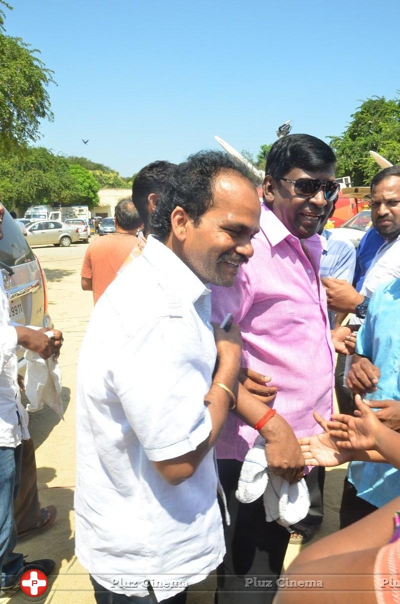 Arya and Vadivelu Votes for Nadigar Sangam Elections 2015 Photos | Picture 1141978